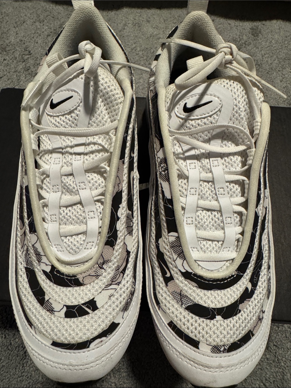 Nike Women's White and Black Flower-Print Air Max 97 Sneakers - Picture 2 of 3